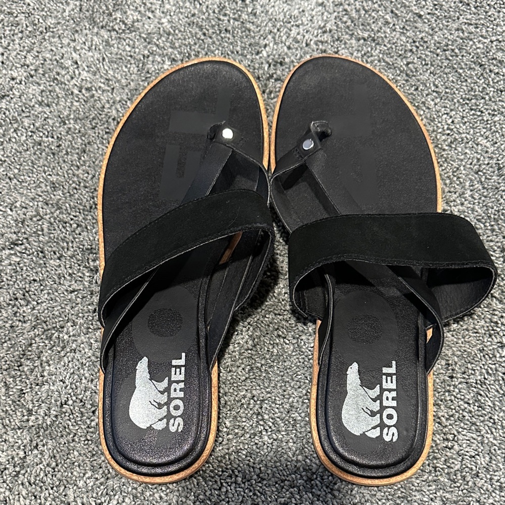 2 pairs of Sorel Women's Sandals - Black and Tan